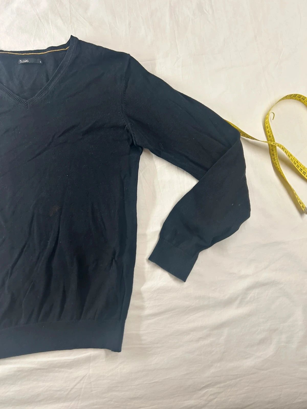 Black V-neck sweater Jules – photo 5
